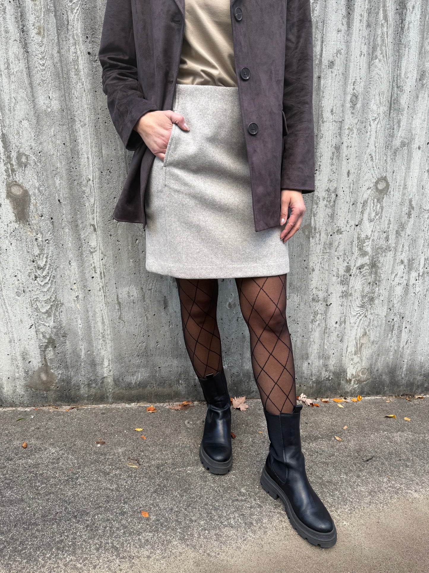 VMFORTUNEALLISON HW SHORT SKIRT SILVER MINK