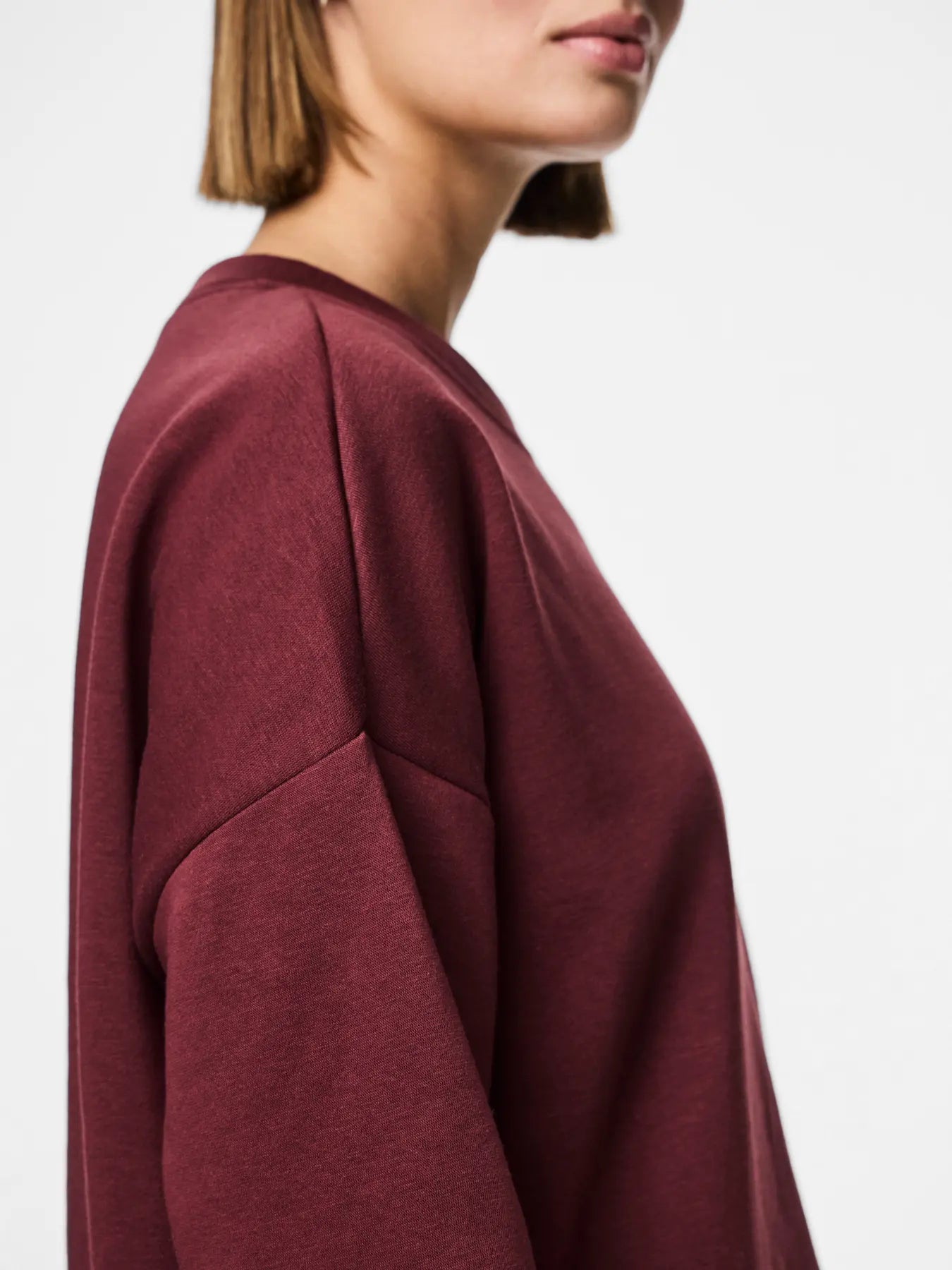 PCCHILLI LS LOOSE SWEAT TAWNY PORT