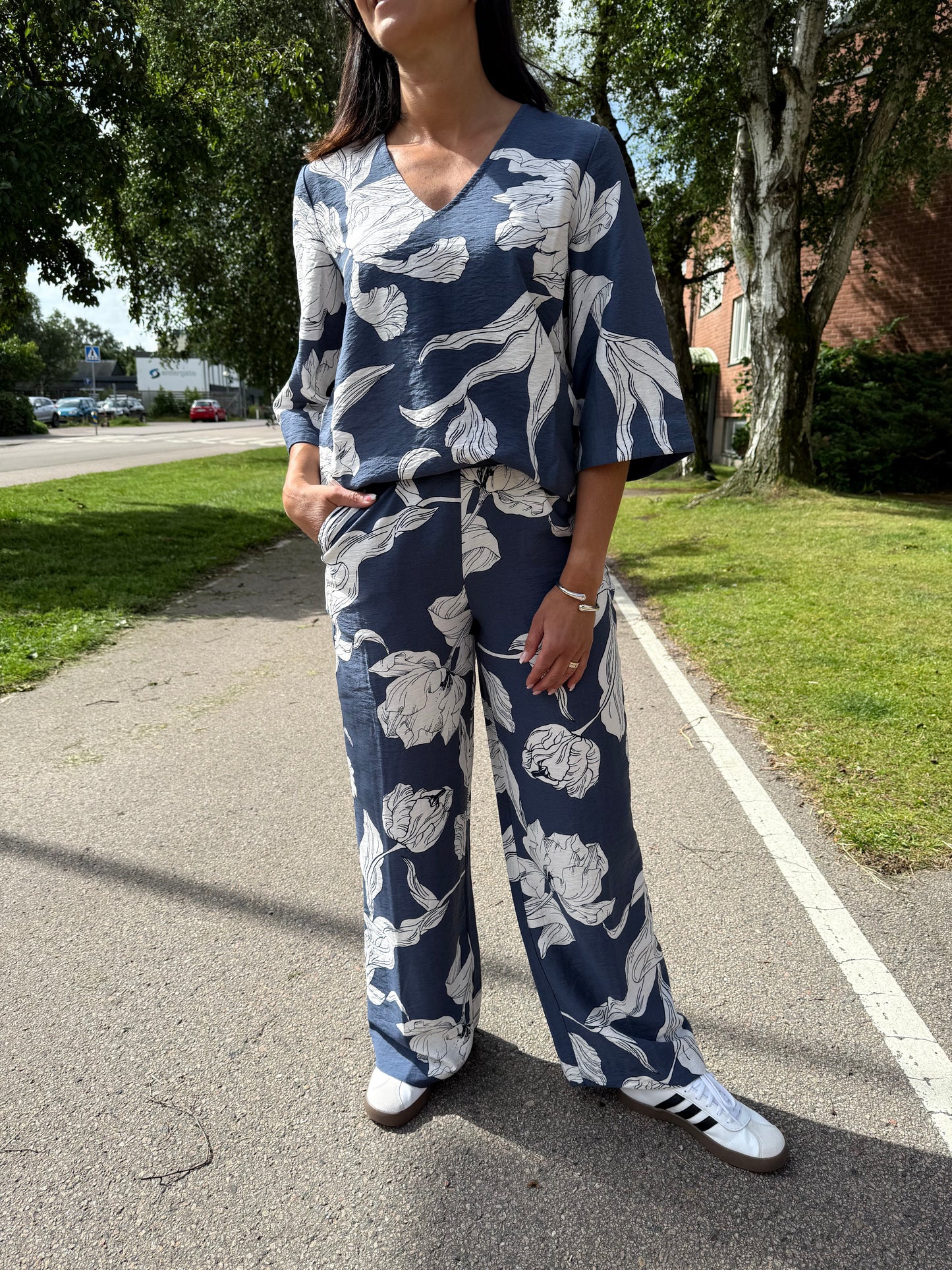 VIPIVA V-NECK 3/4 TOP