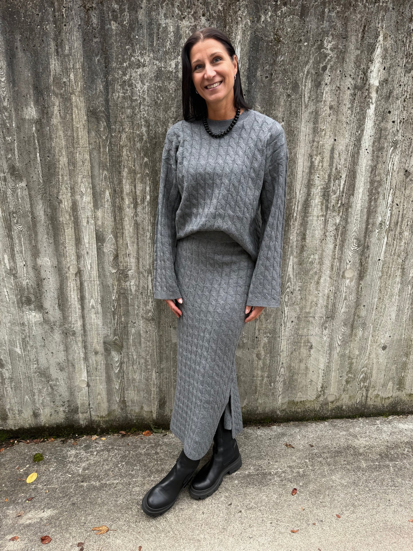 AWLORELLA HW 7/8 KNIT SKIRT