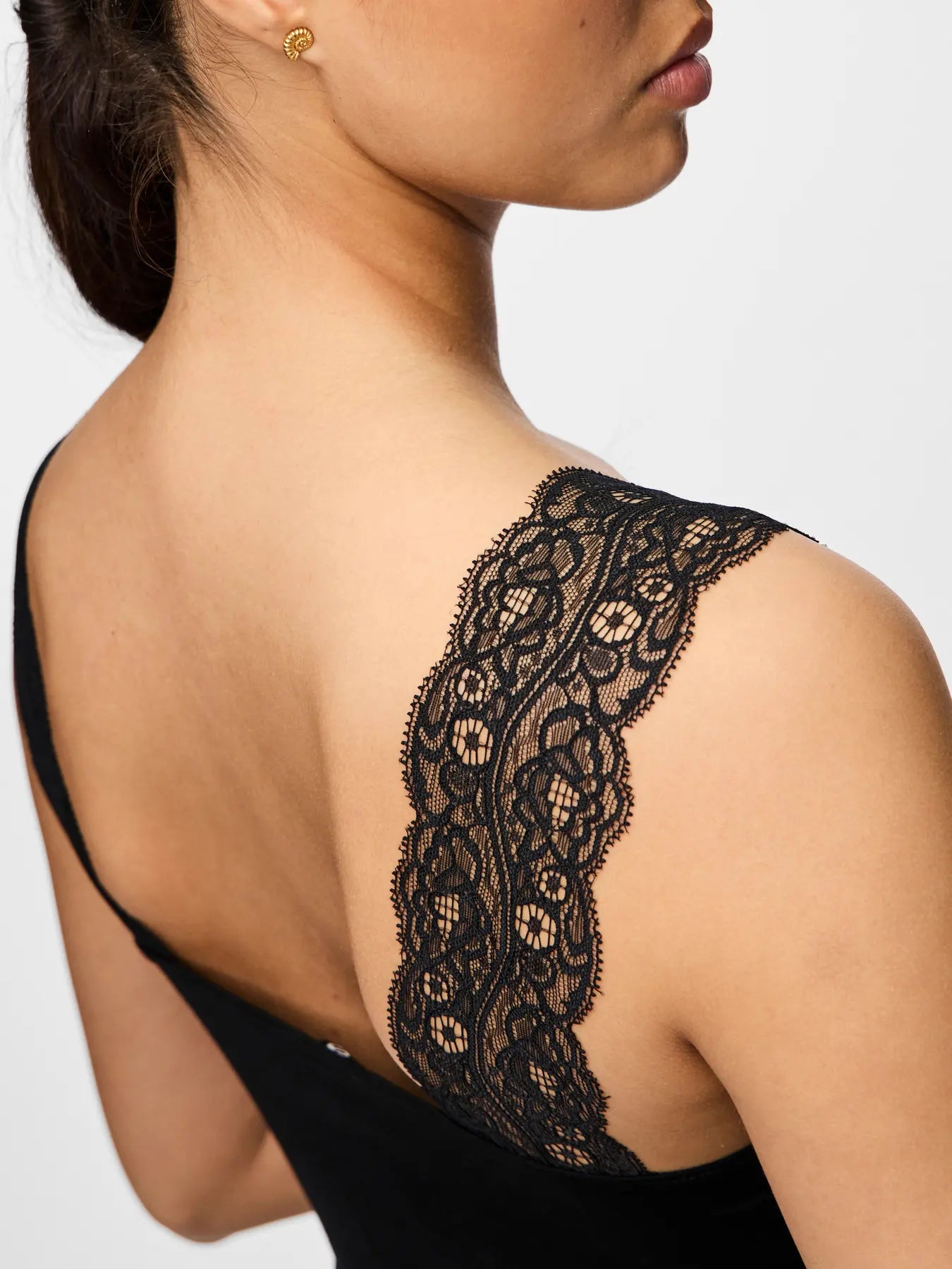 PCBARBERA LACE TOP BLACK