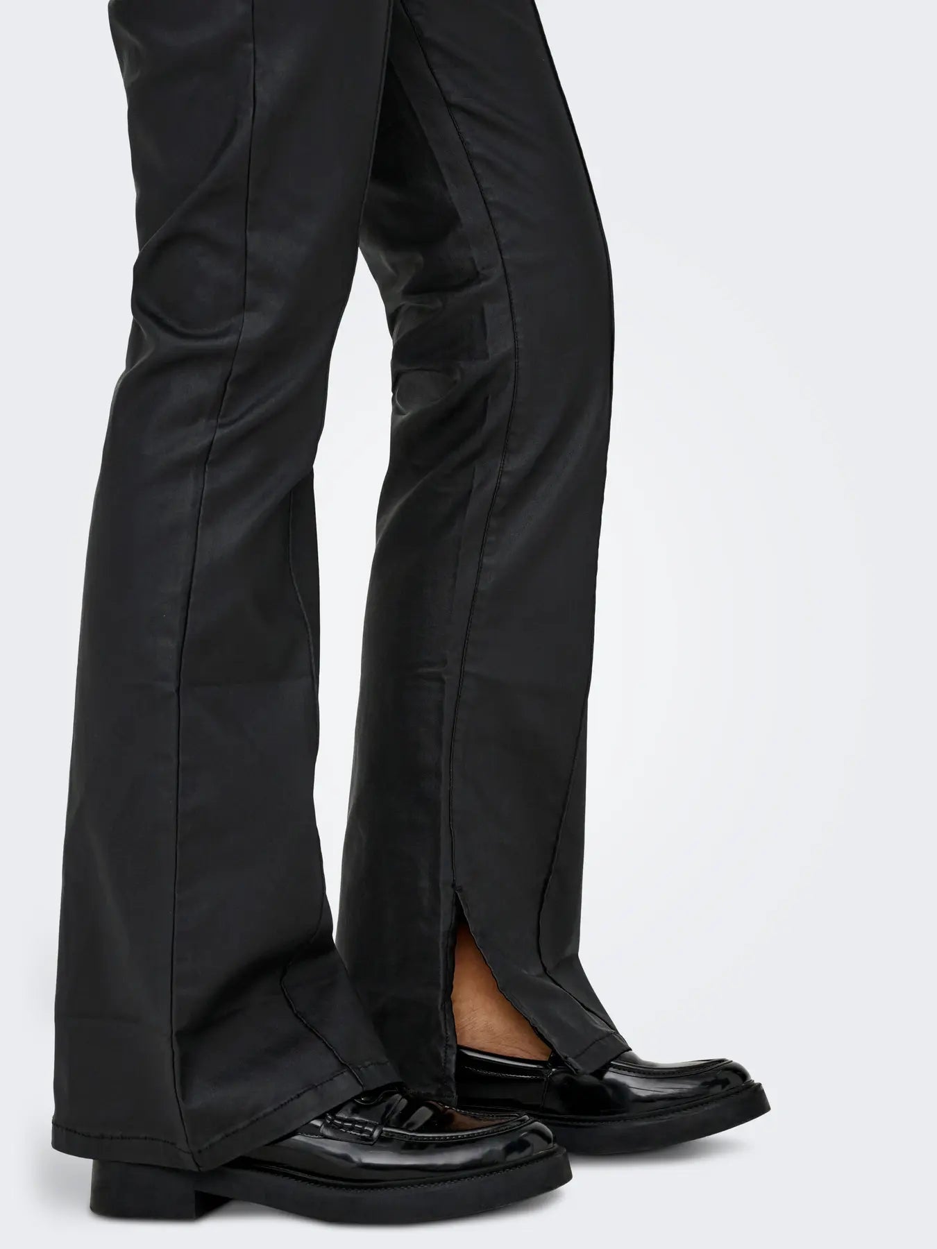 ONLGOSH HW FLARE COATED SLIT PANT