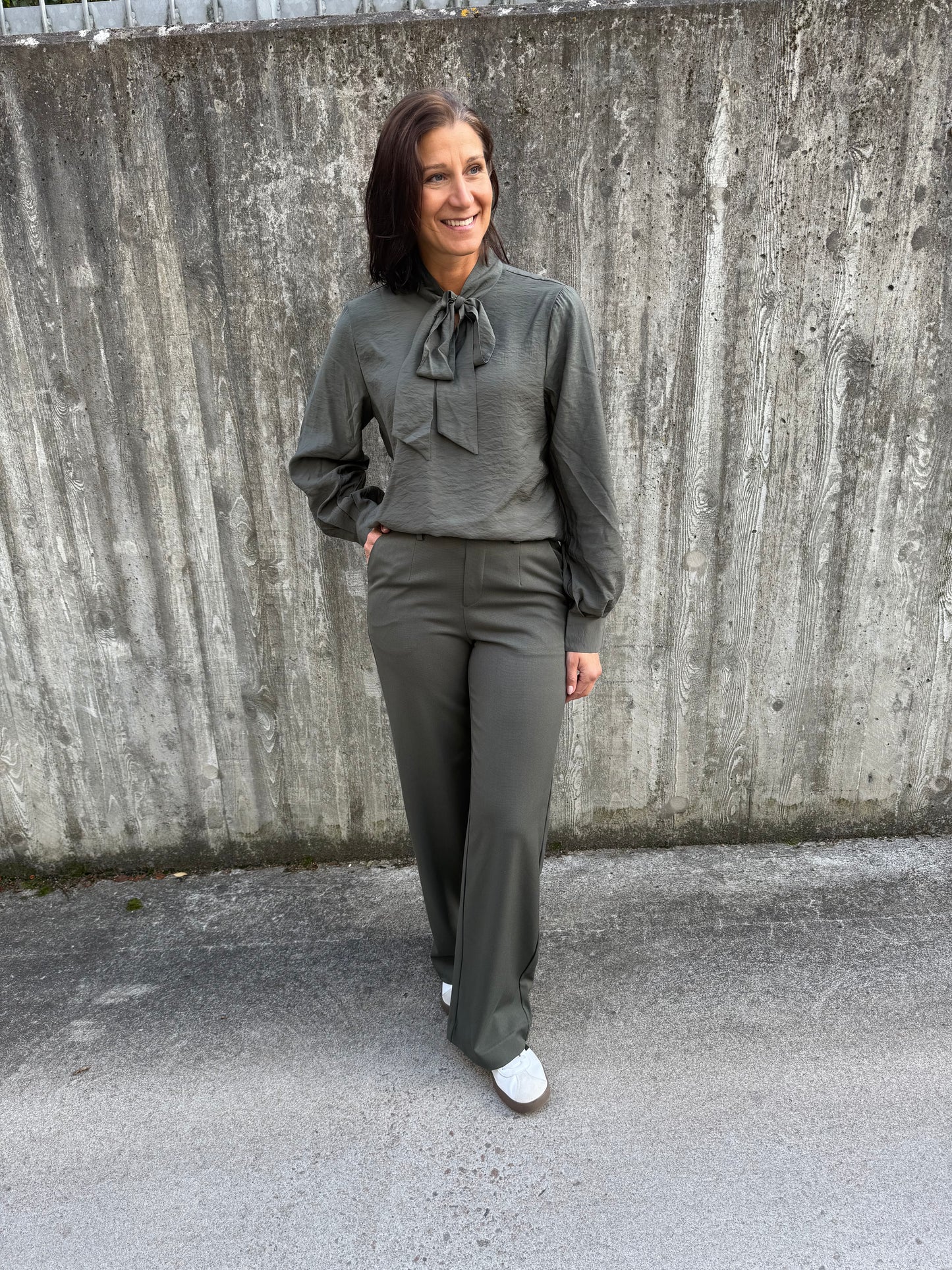 OBJJACIRA L/S BOW SHIRT KAMBABA