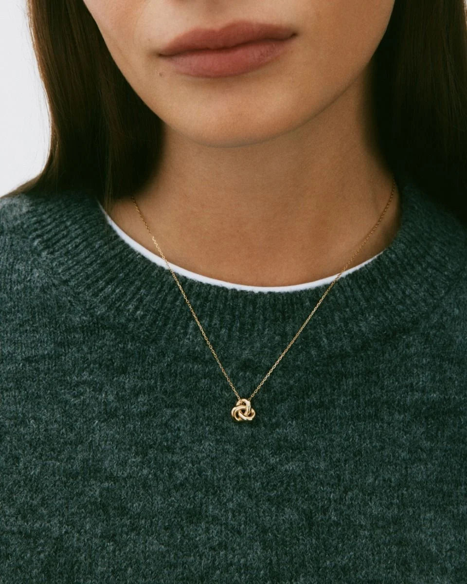 Infinity Knot Necklace S