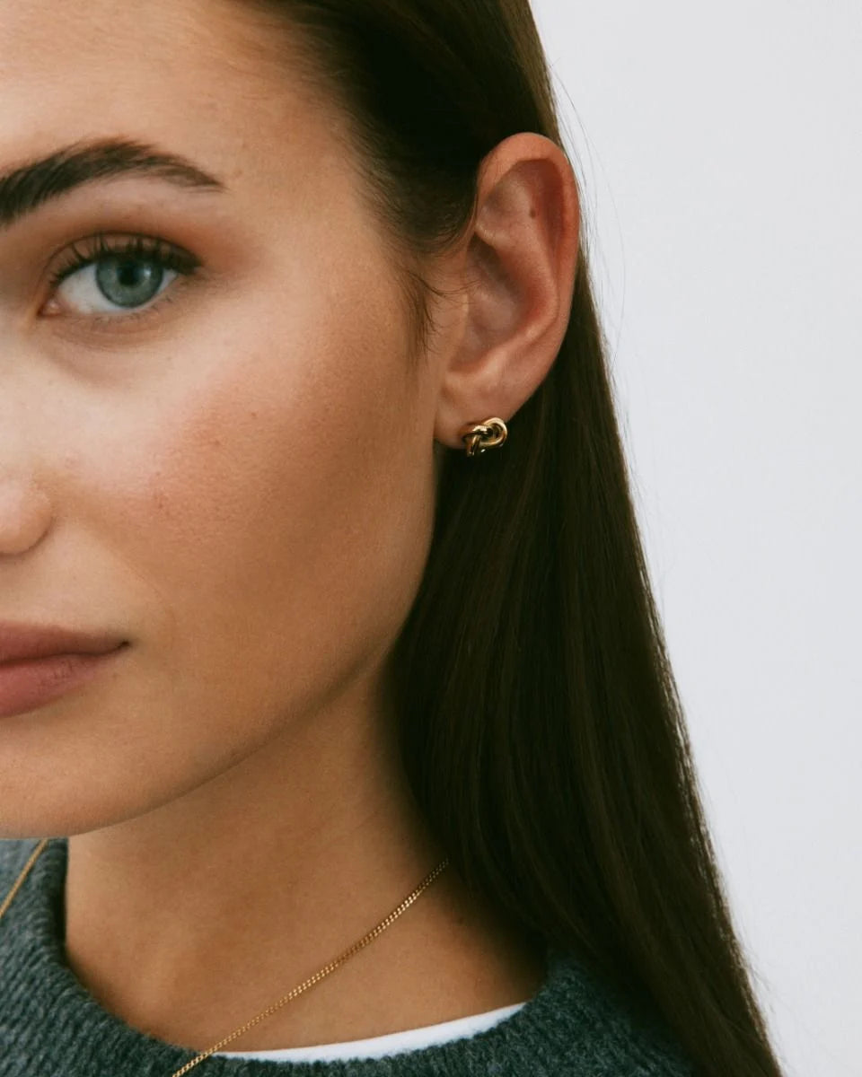 Infinity Knot Studs S
