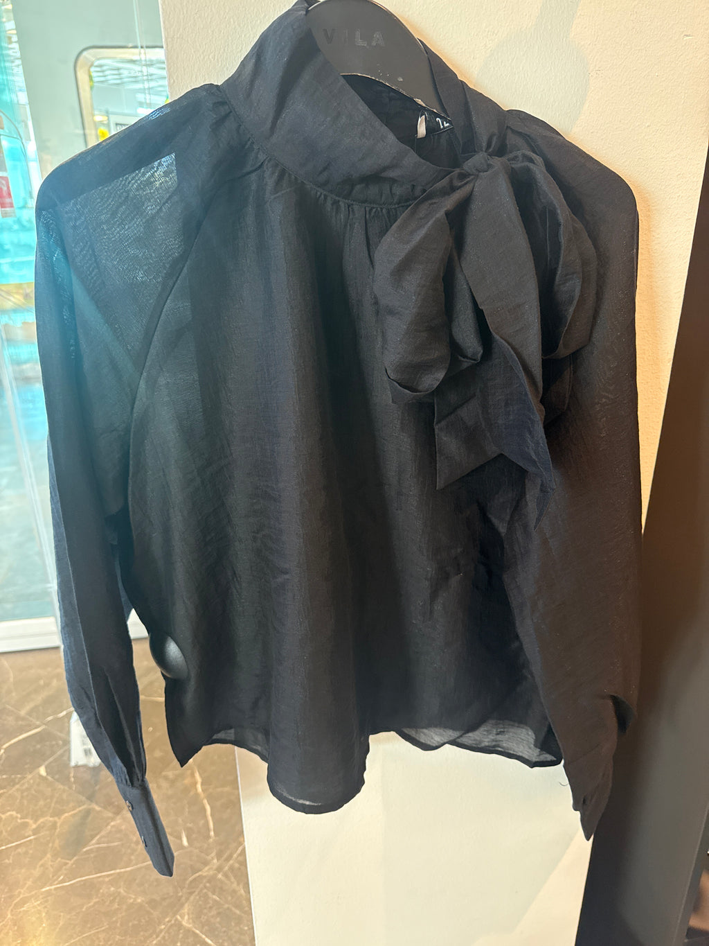 JDYULLA L/S BOW TOP BLACK