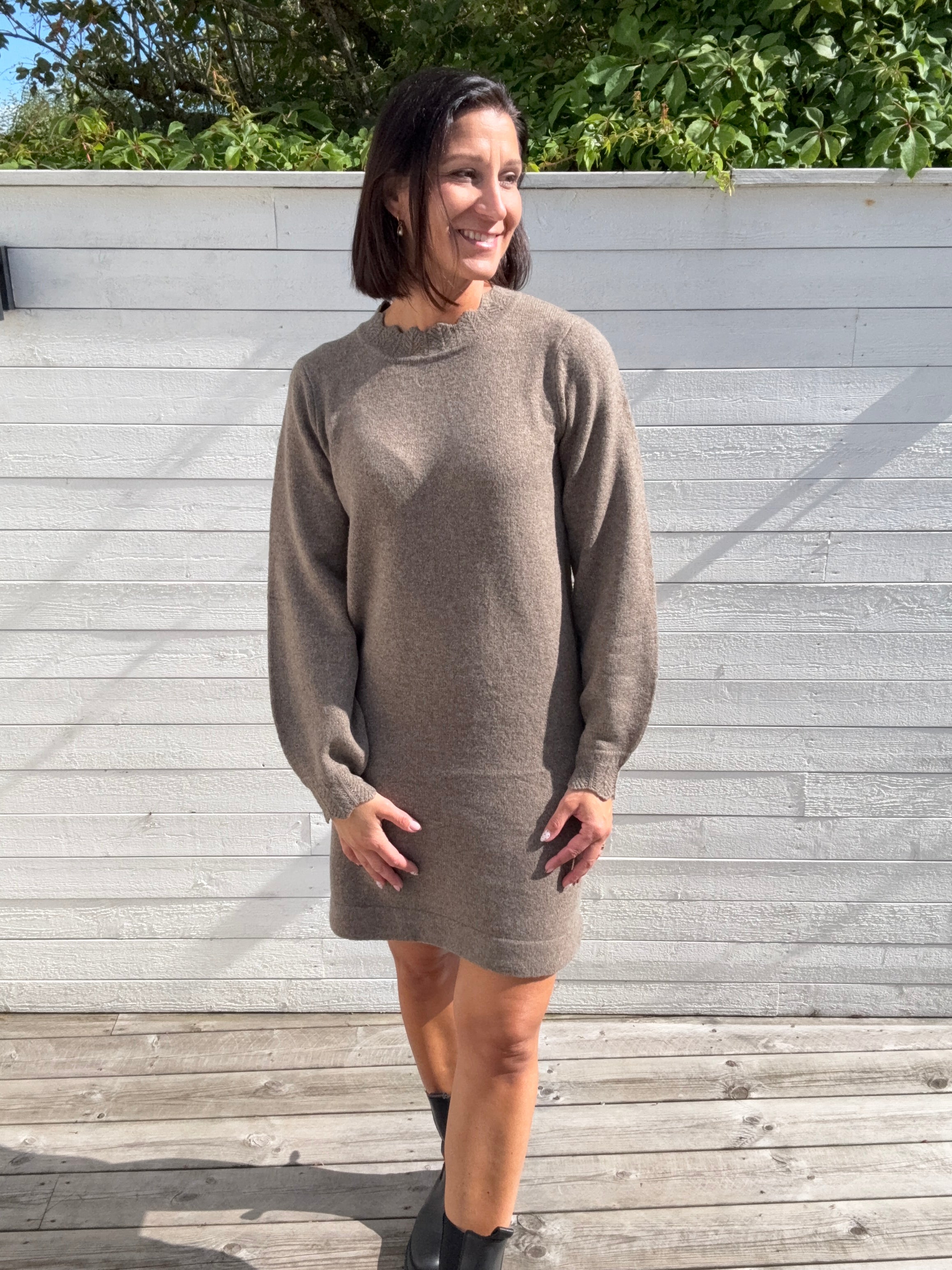 VINIKOLINA O-NECK L/S KNIT DRESS FALCON