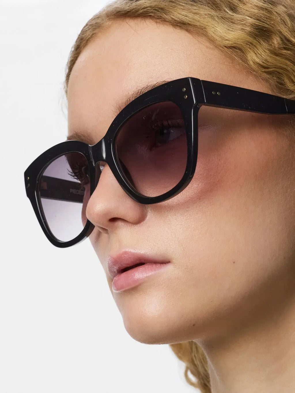 PCBELINA SUNGLASSES BLACK