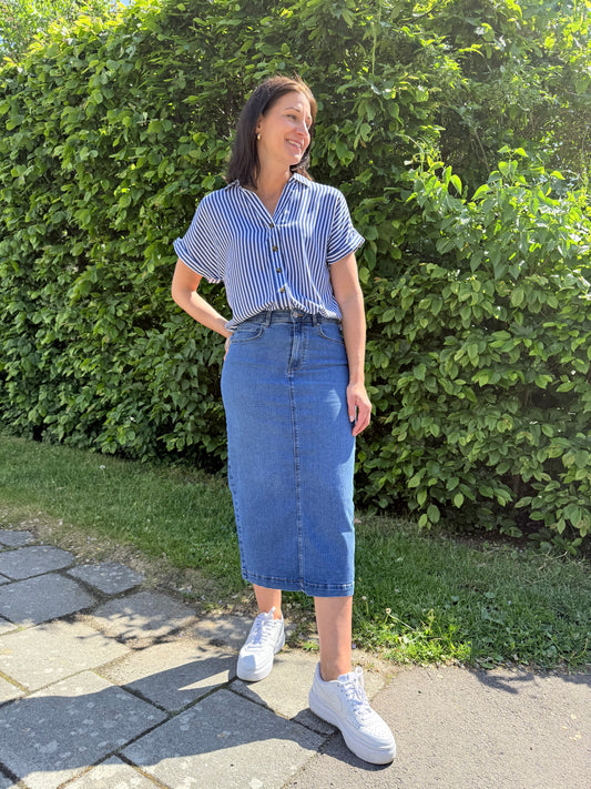 ONLYASMIN SHIRT S/S BLÅ/VIT