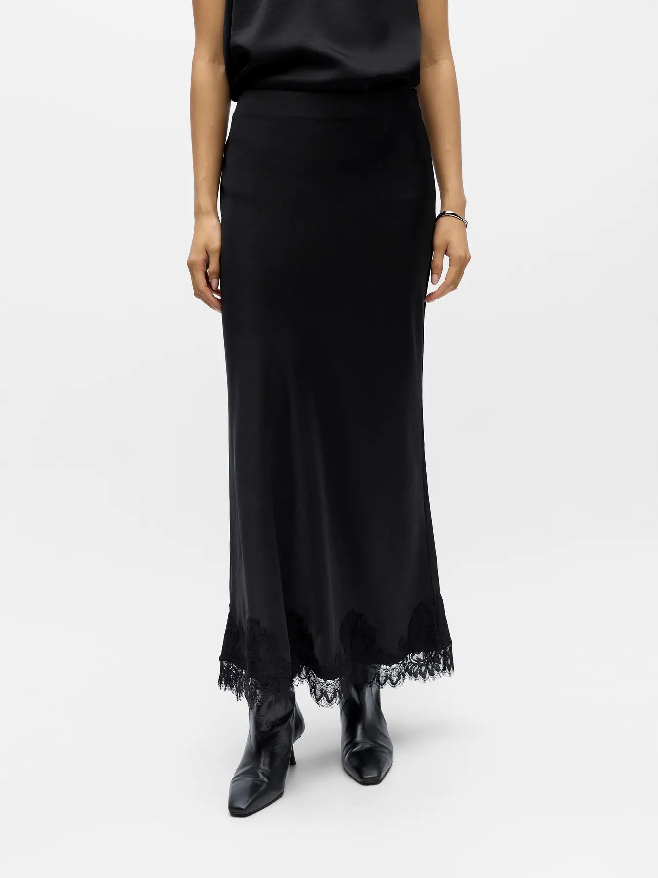 OBJNALINE MW LONG LACE SKIRT BLACK