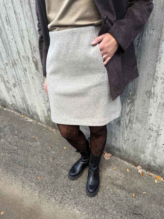 VMFORTUNEALLISON HW SHORT SKIRT SILVER MINK