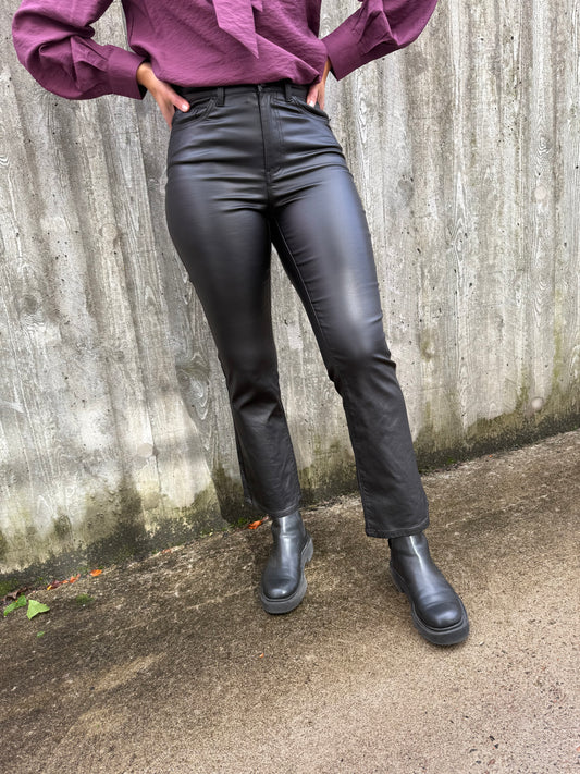 OBJBELLE MW 7/8 COATED FLARED PANTS