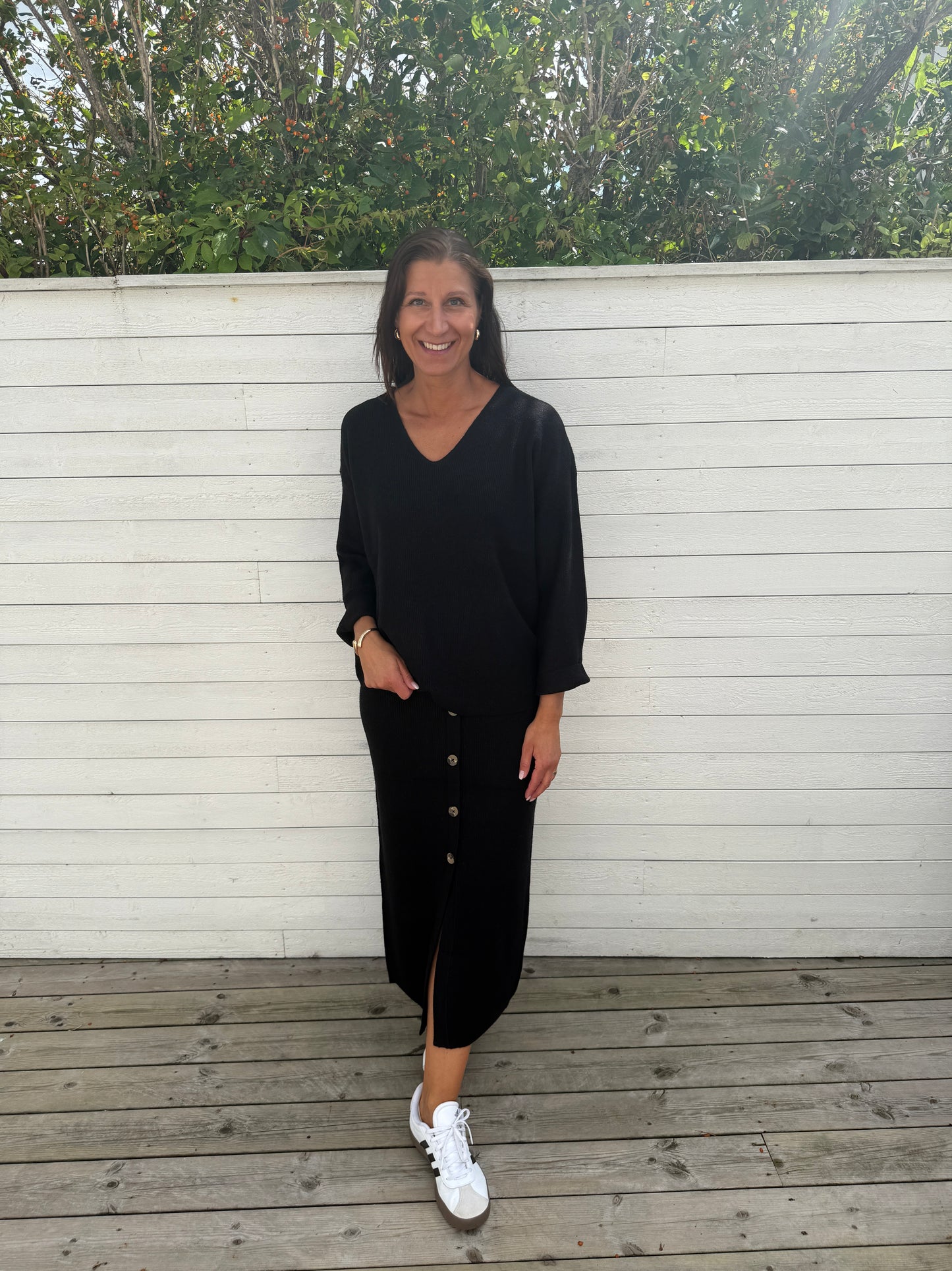 ONLIBI LS RIB LOOSE V-NECK BLACK