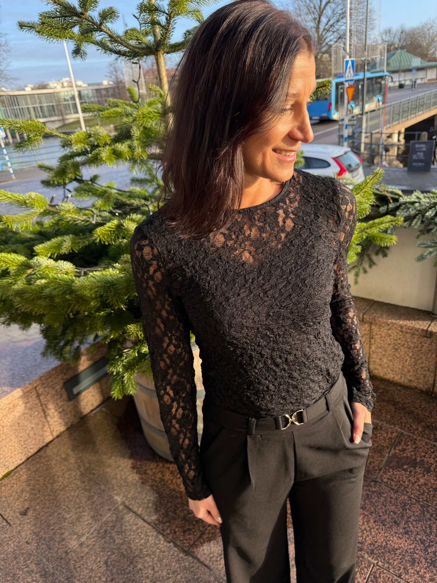 PCHAZEL LS LACE TOP