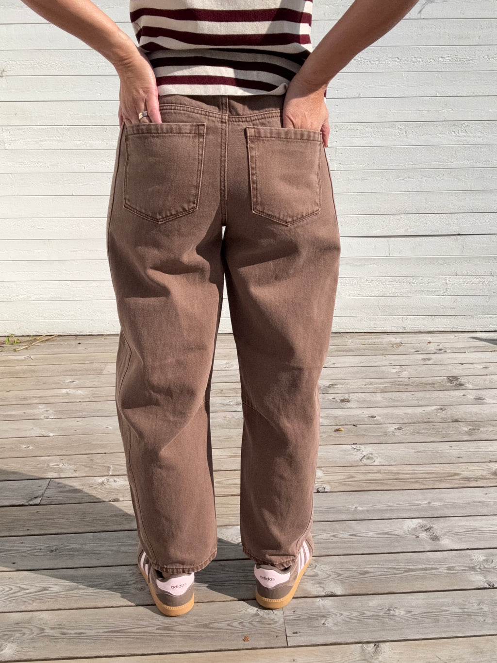 FIORA BARREL- BROWN WASH