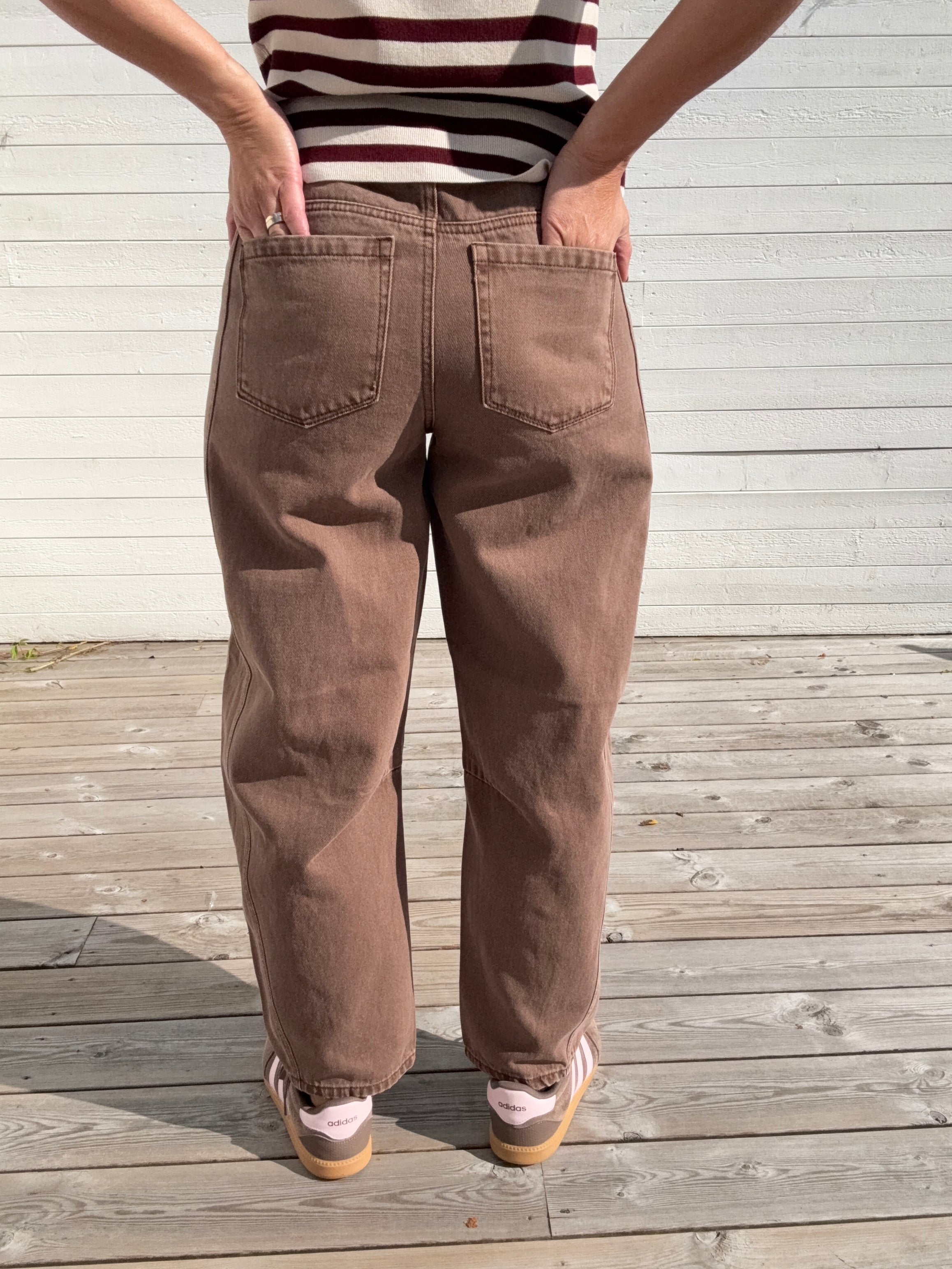 FIORA BARREL- BROWN WASH