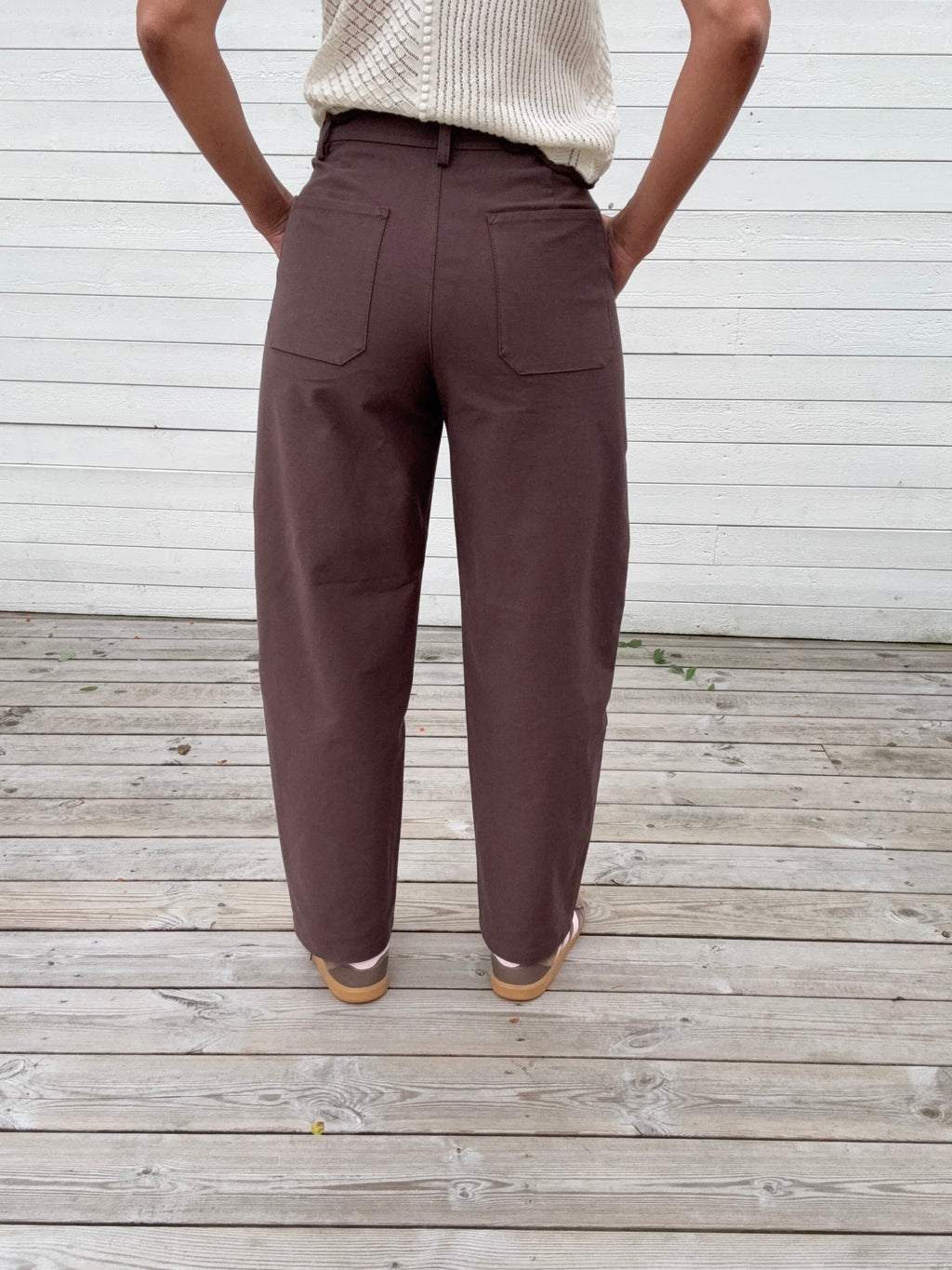 PCRIKKE HW BARREL PANTS HOT FUDGE