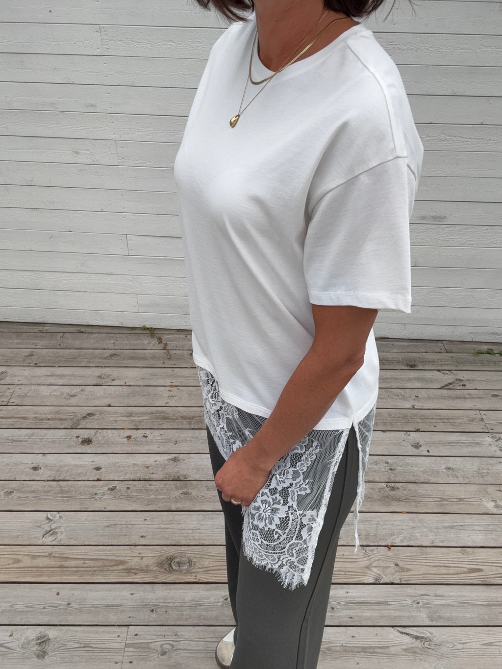 PCMAVE SS LACE T-SHIRT