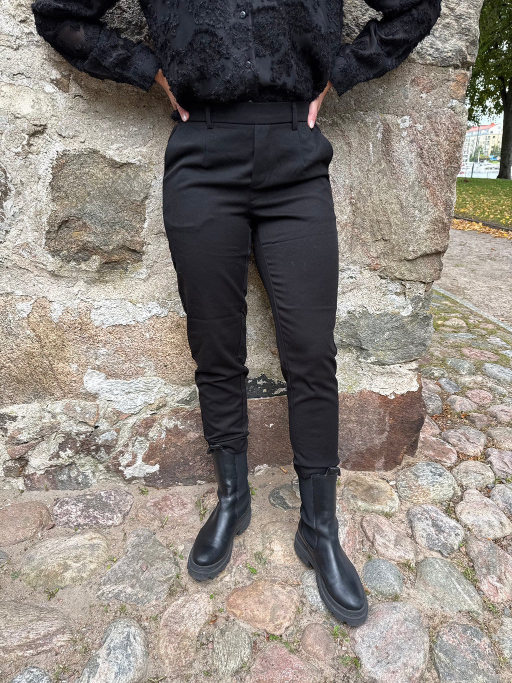 OBJLISA SLIM PANT BLACK