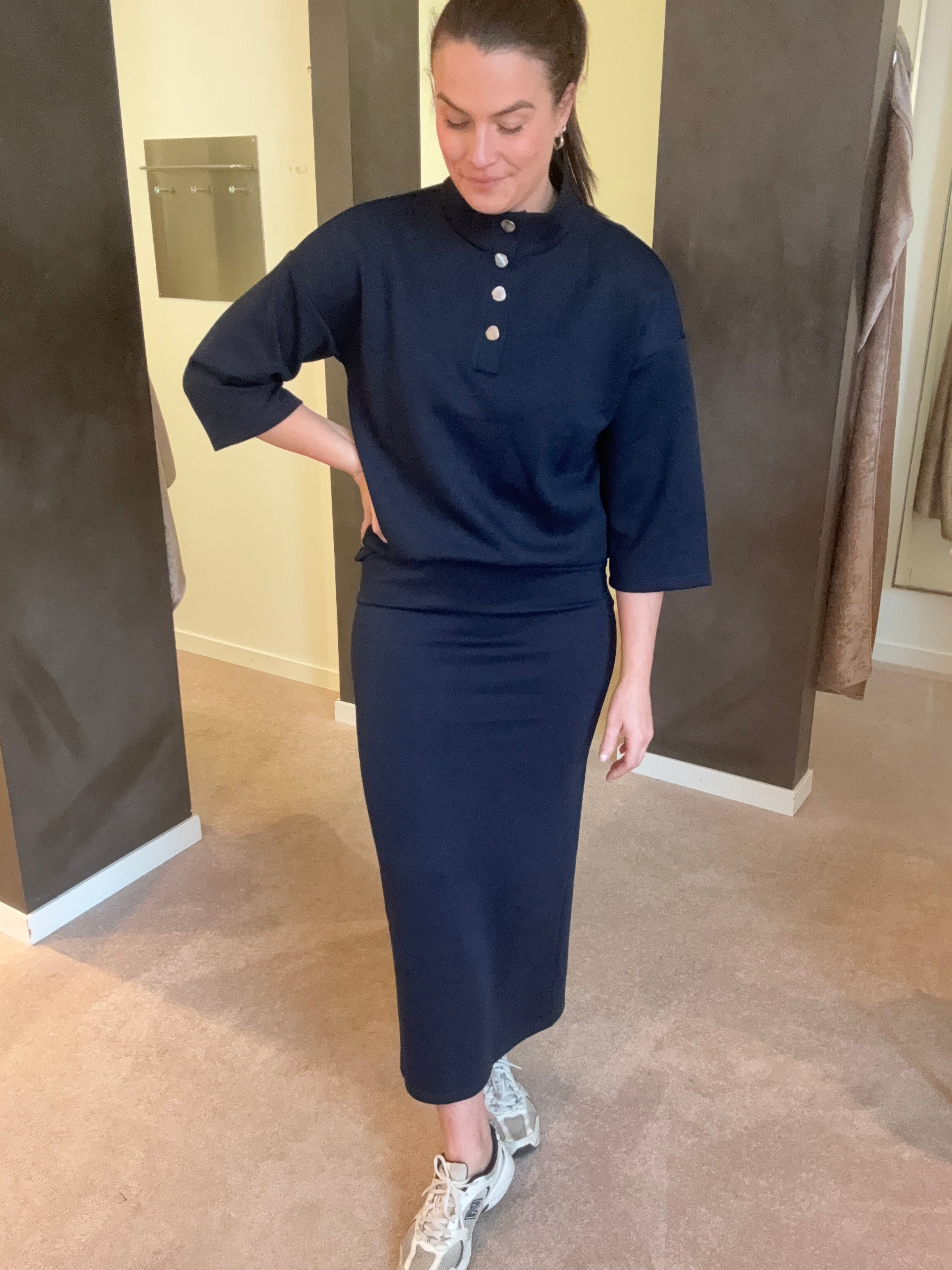 VISIFFI HIGH NECK 3/4 BUTTON TOP