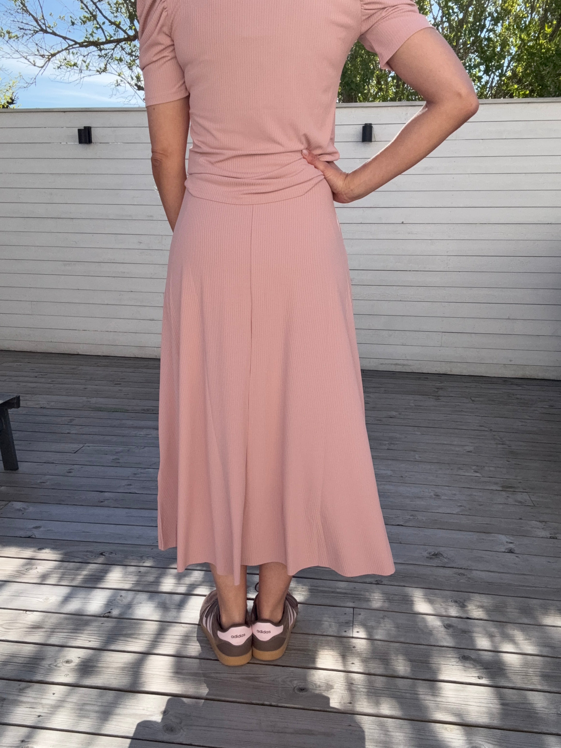 VYA-SK MIDI SKIRT