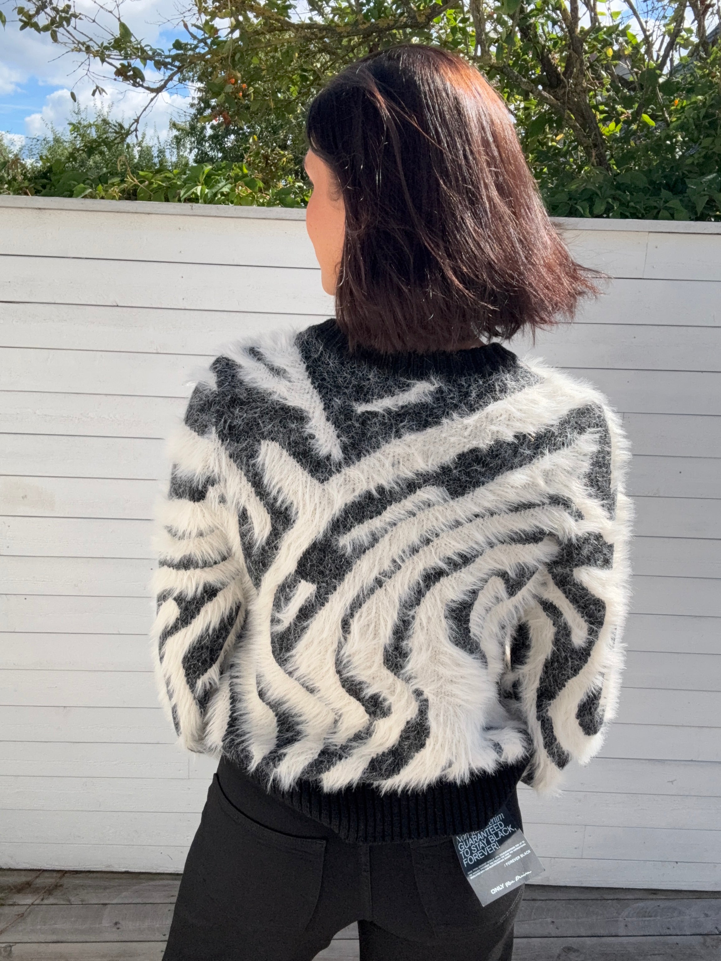 OBJHOLLOW L/S KNIT PULLOVER BLACK ZEBRA