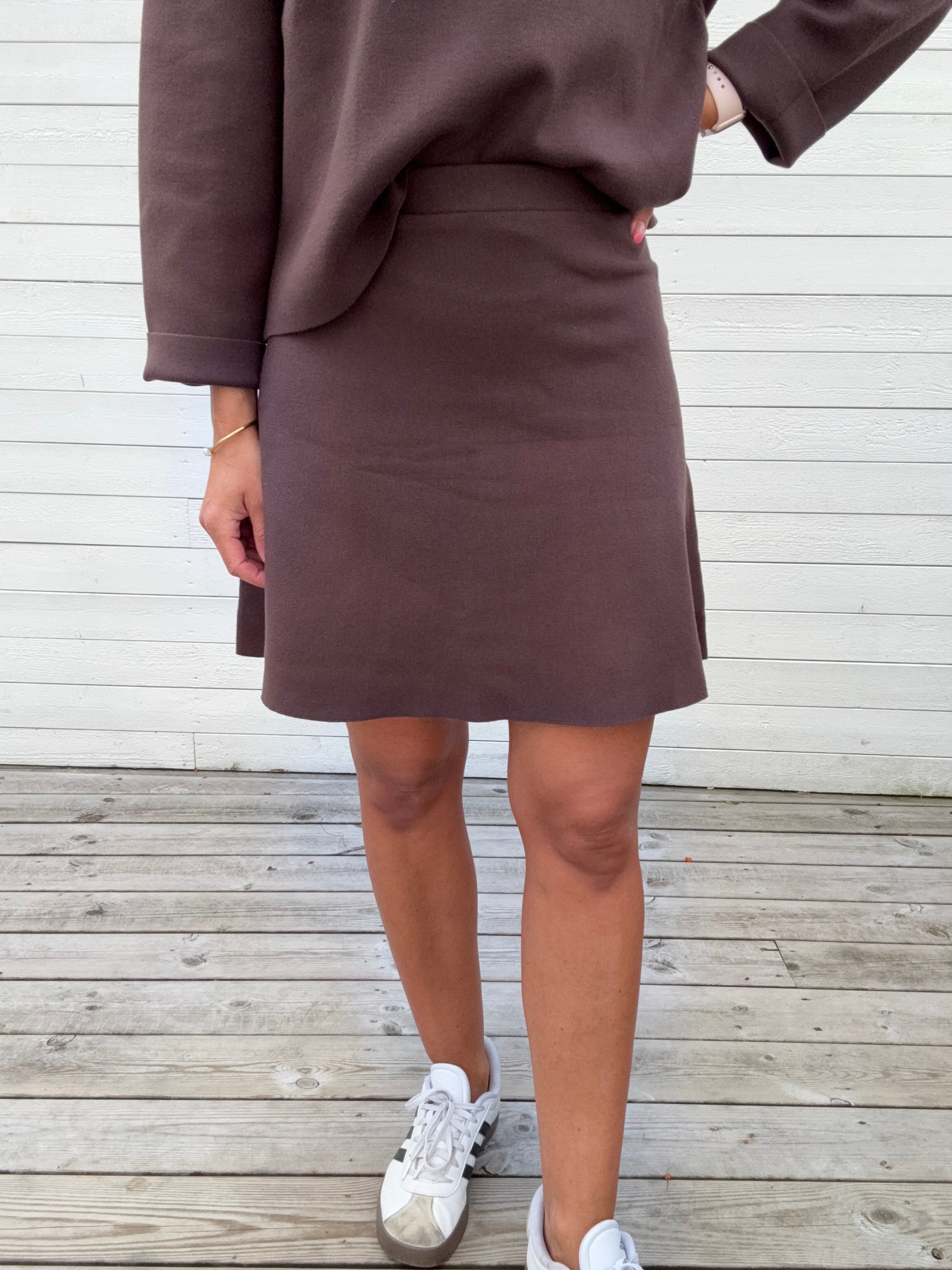 OBJREYNARD HW SHORT KNIT SKIRT SEAL BROWN