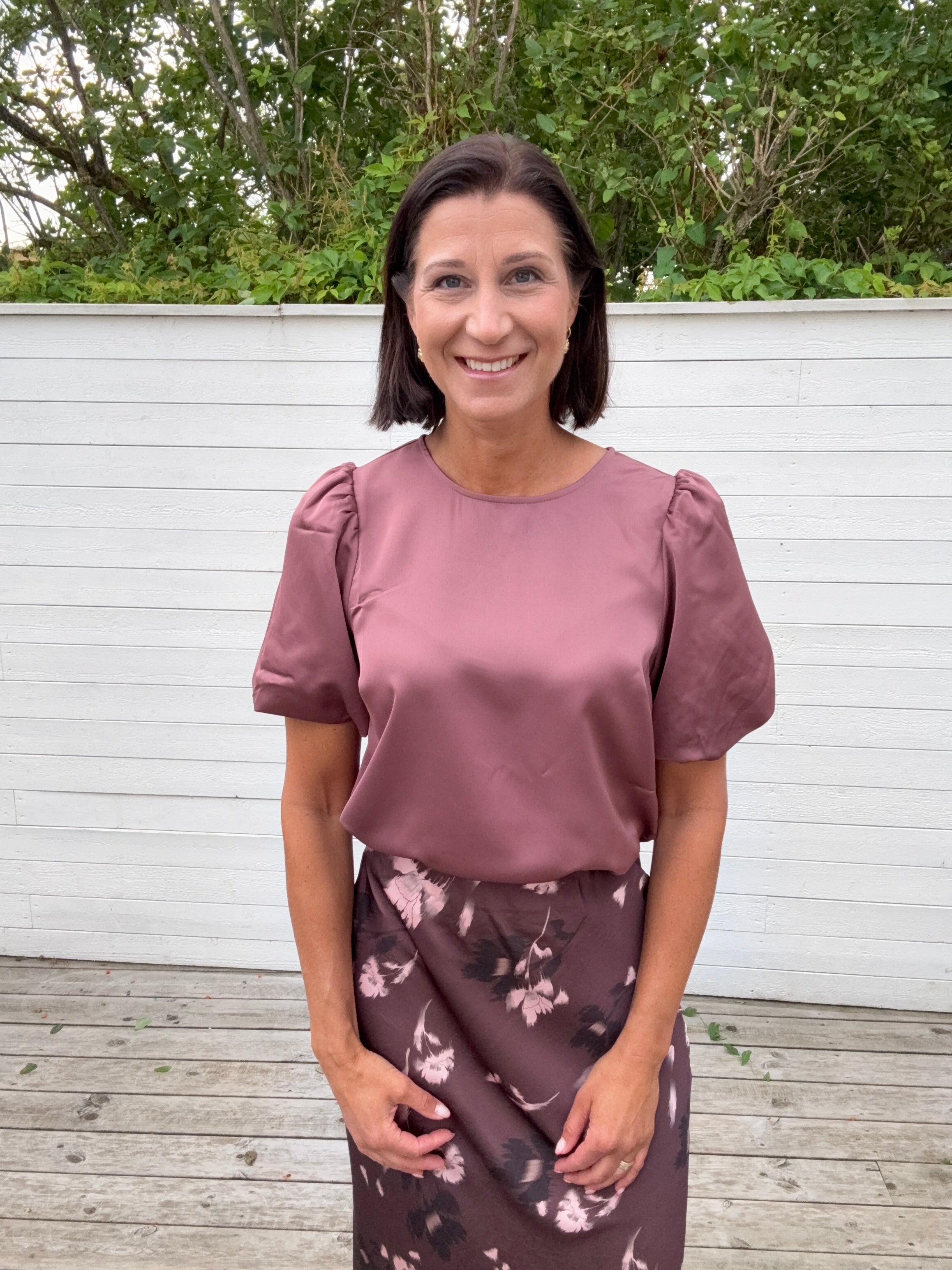 VIELLETTE 2/4 SATIN PUFF TOP- ROSE BROWN