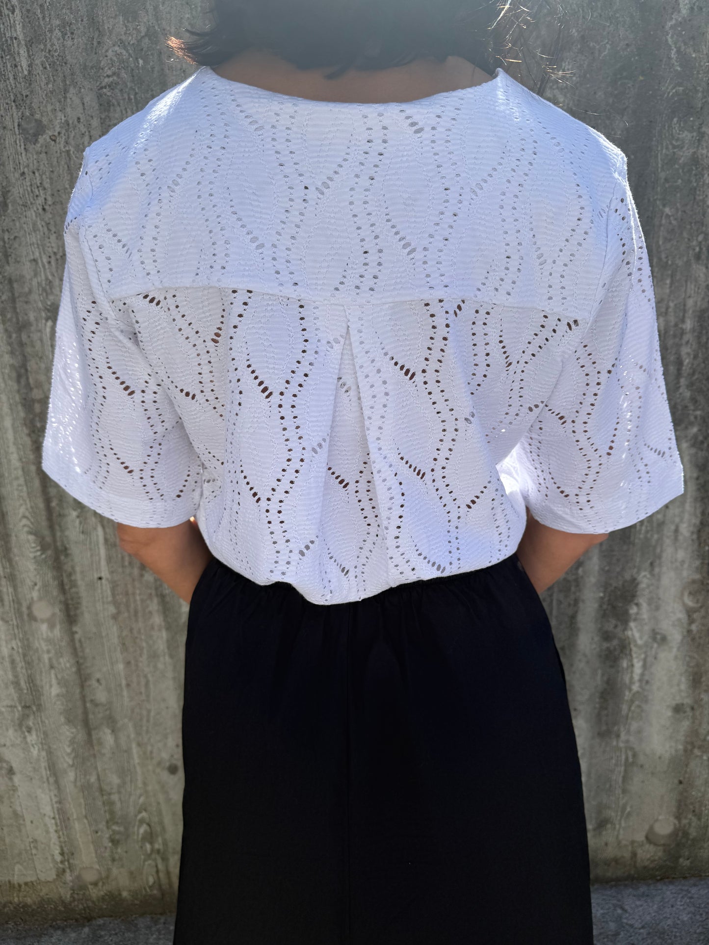 OBJAVA 2/4 LO O-NECK TOP WHITE