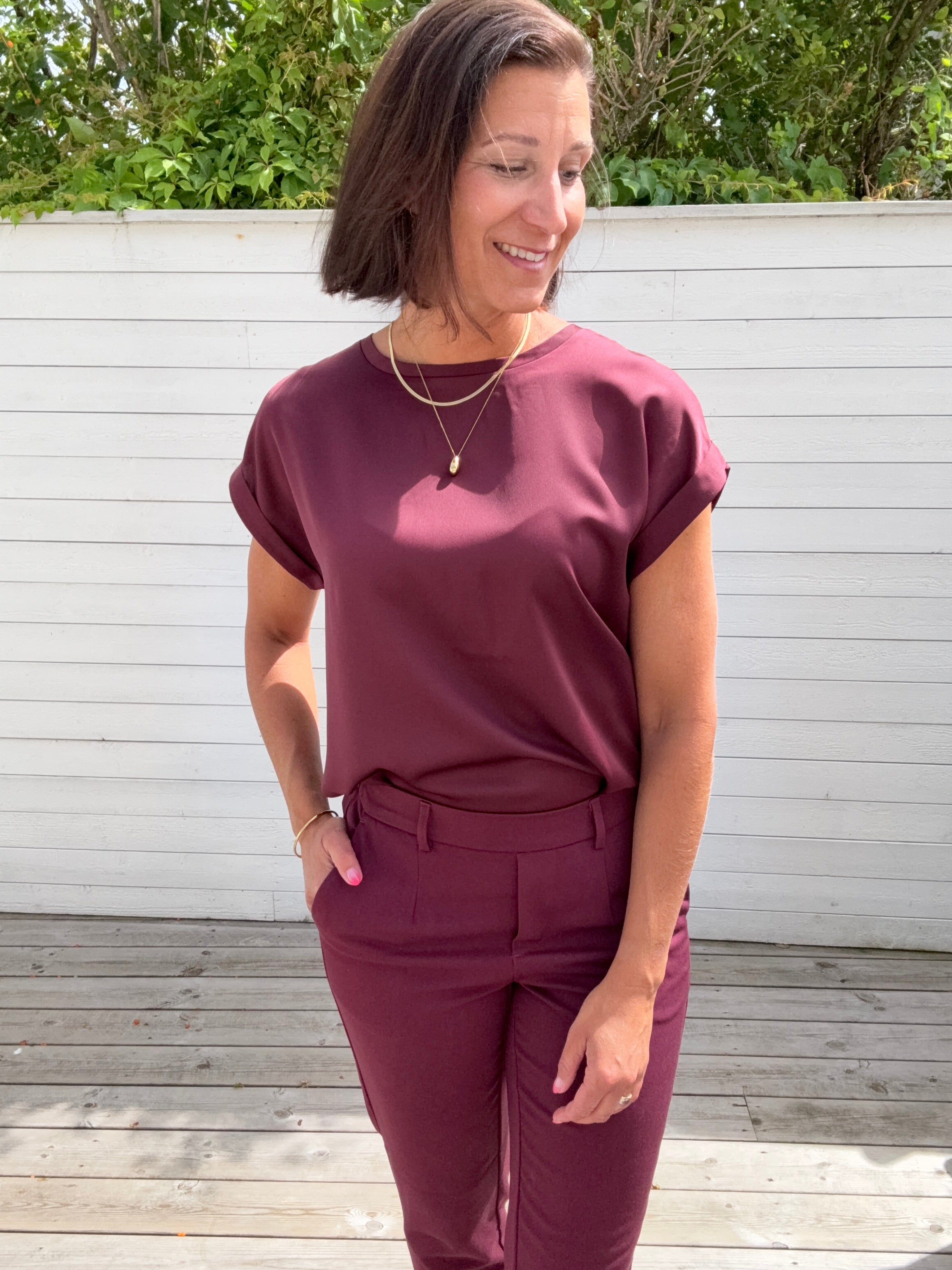 VIELLETTE S/S SATIN TOP- PORT ROYAL