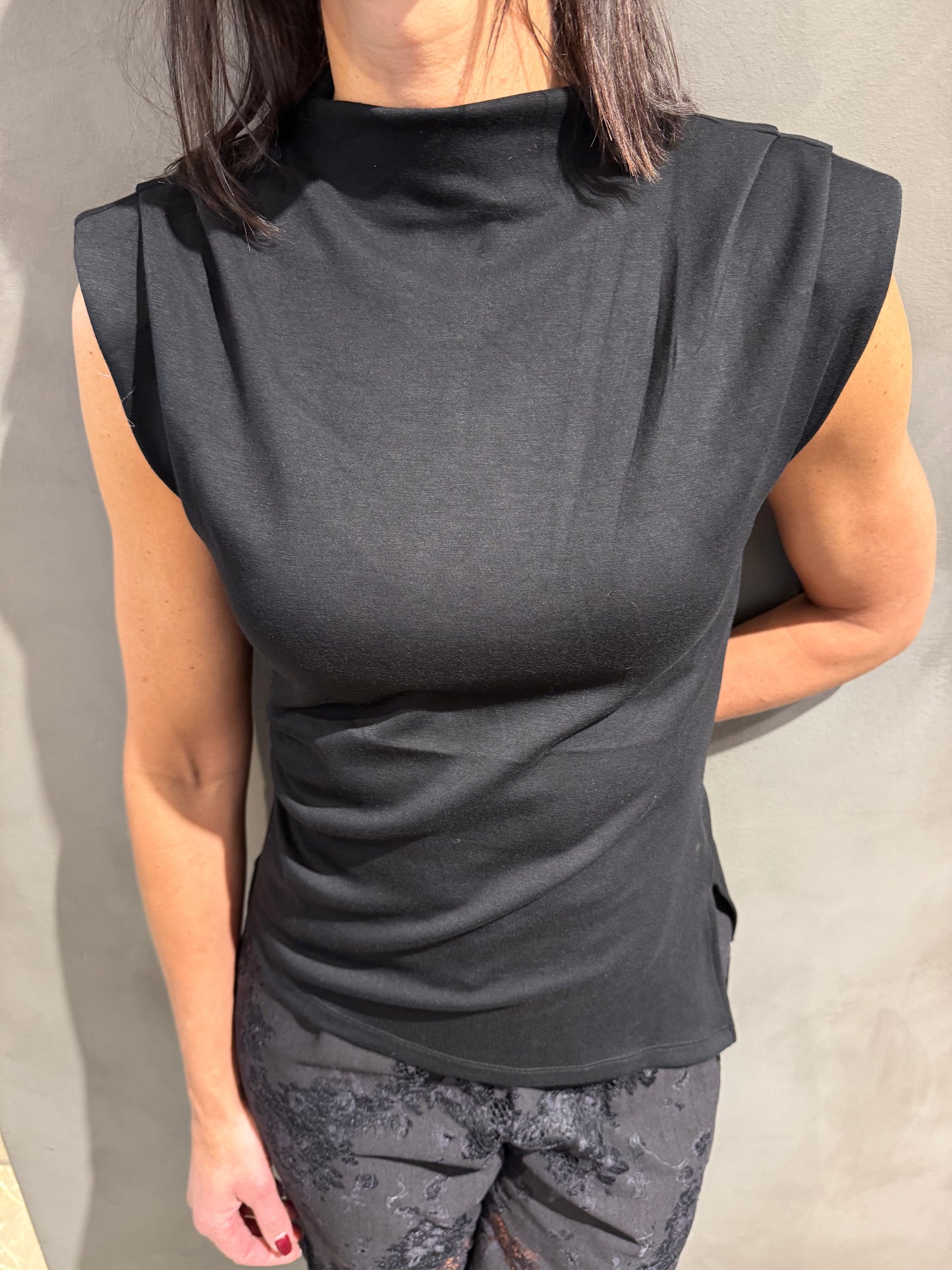 VMMILLE SL TOP BLACK