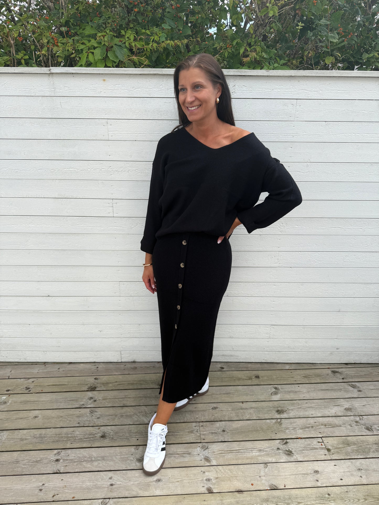 ONLIBI LS RIB LOOSE V-NECK BLACK