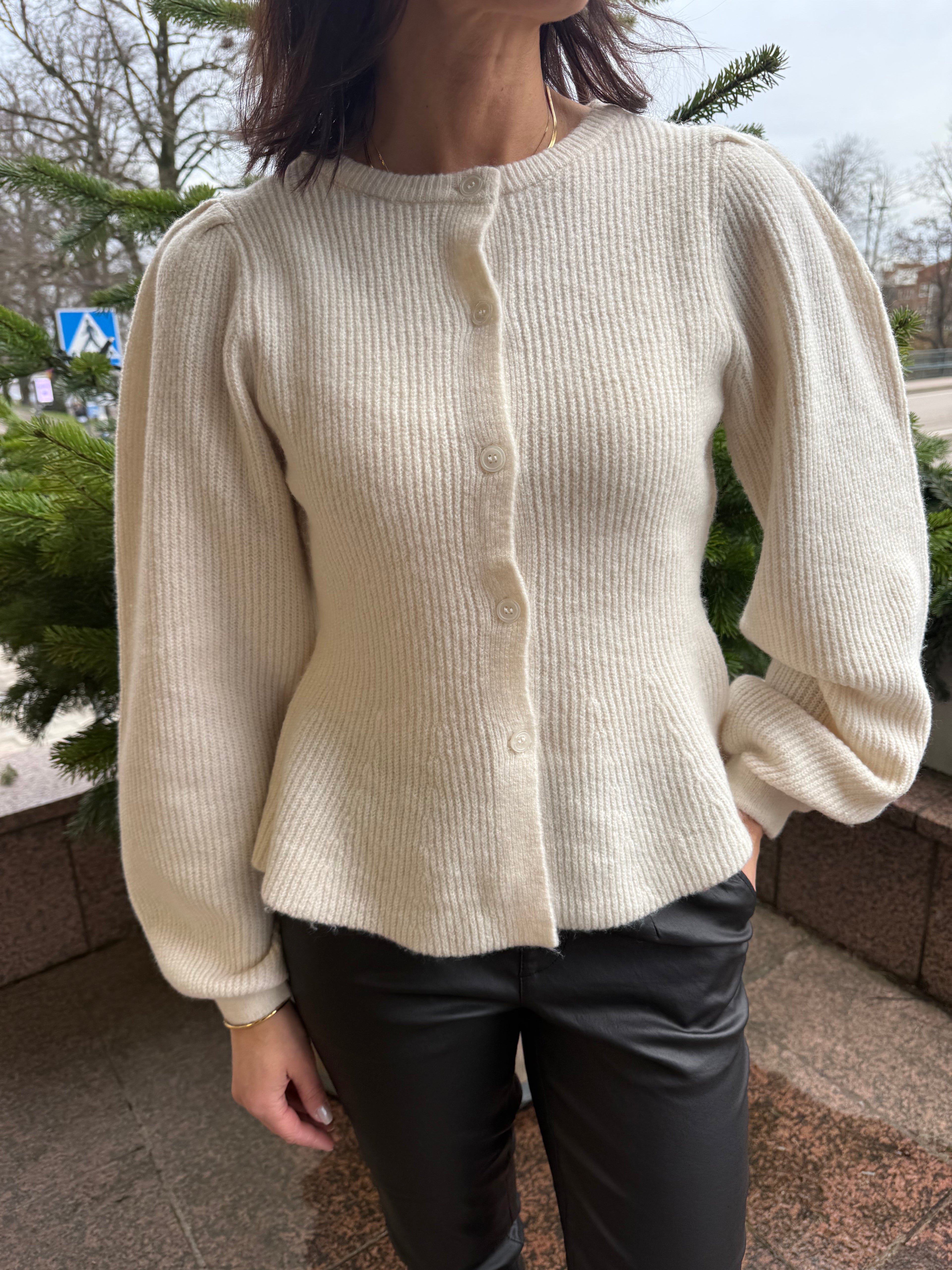 PCSILLY LS PUFF KNIT CARDIGAN BEIGE