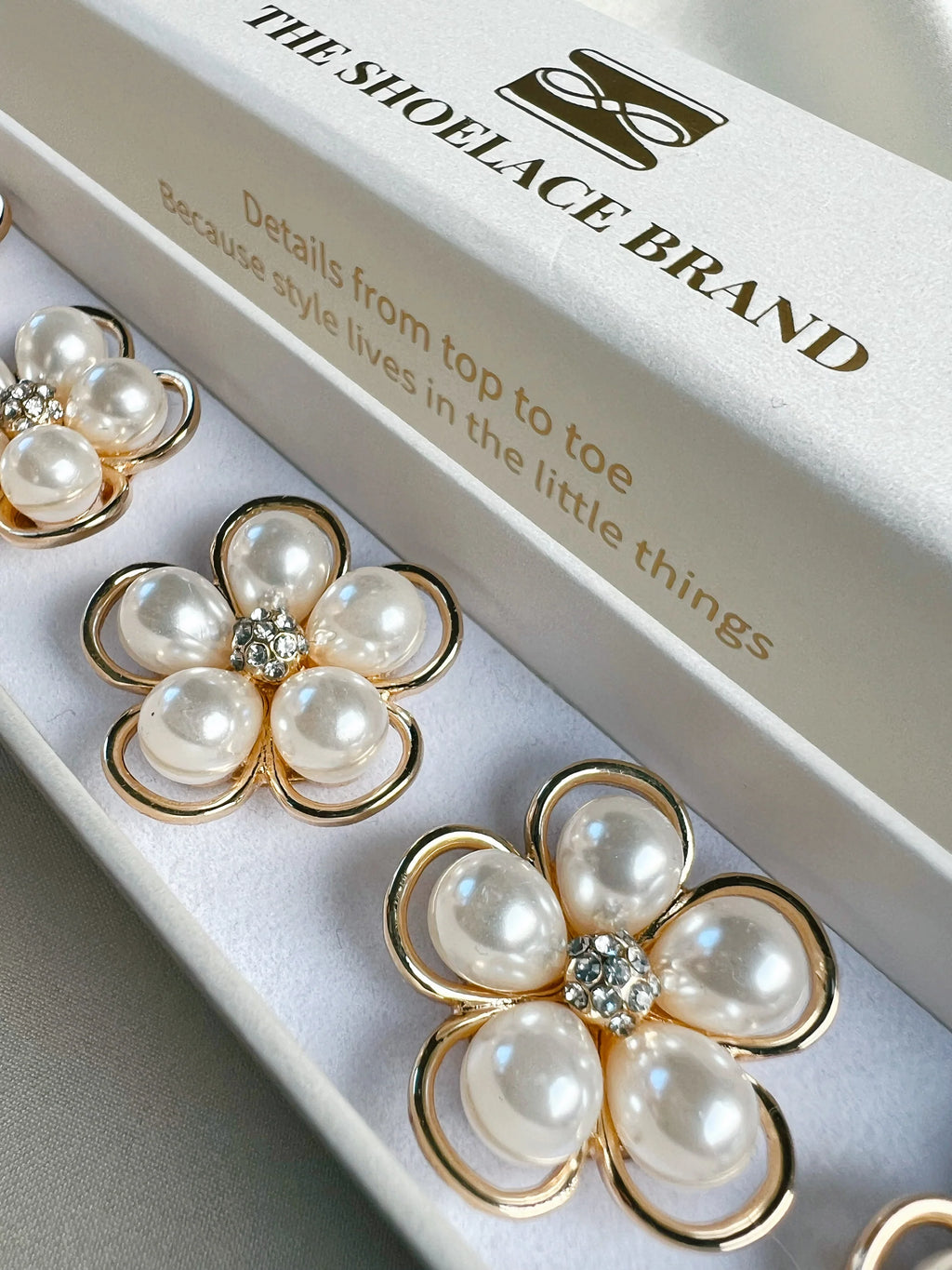 FELICIA – GOLD FRAMED PEARL FLOWER BUTTON CHARM GOLD- 2 PACK