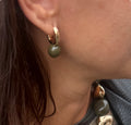 AMELIE PEARL HOOPS DARK OLIVE