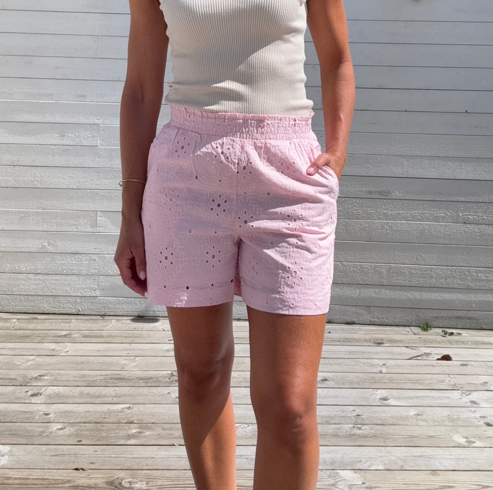 VMELIZA HW SHORTS PINK
