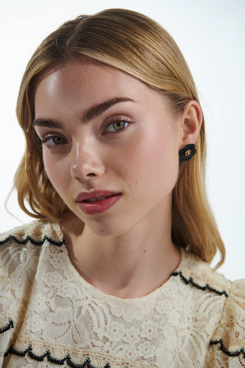 Flower Small Earrings Pearl Black