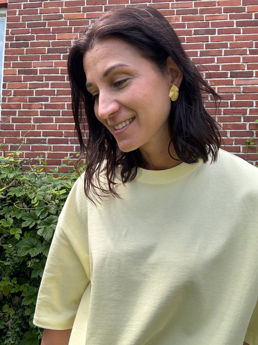 ONLLARA S/S BOXY TEE YELLOW