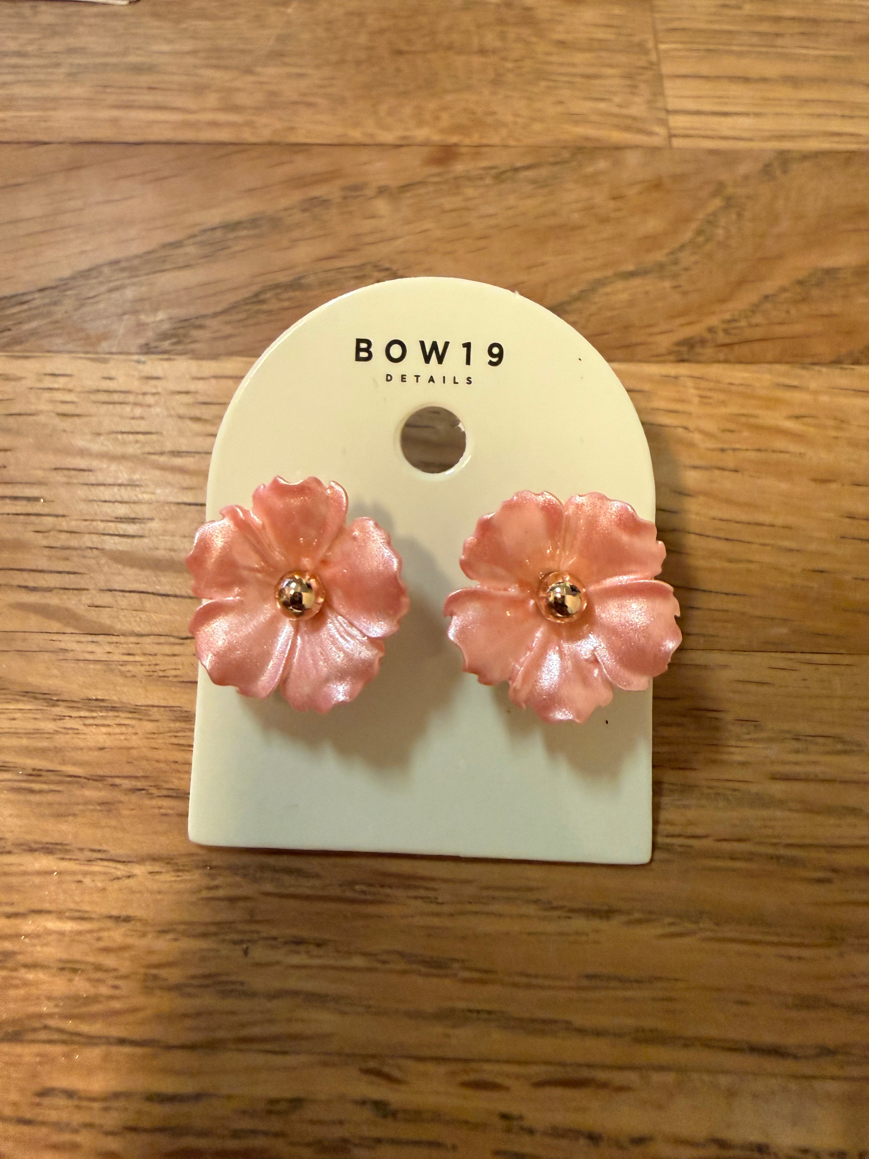 IRIS EARRINGS - FLERA FÄRGER