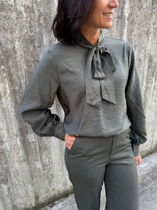OBJJACIRA L/S BOW SHIRT KAMBABA