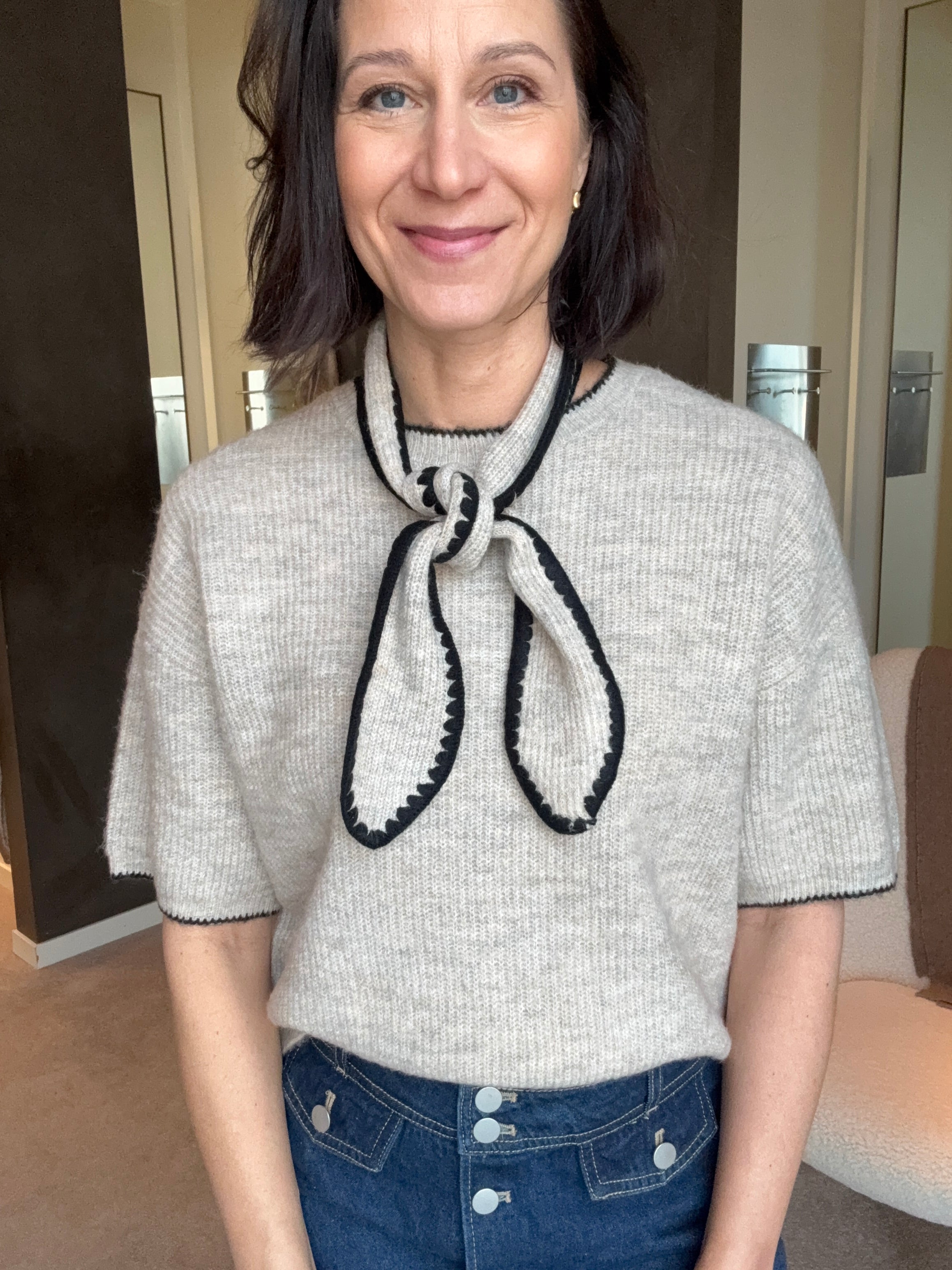 VMANNA SS SCARF PULLOVER