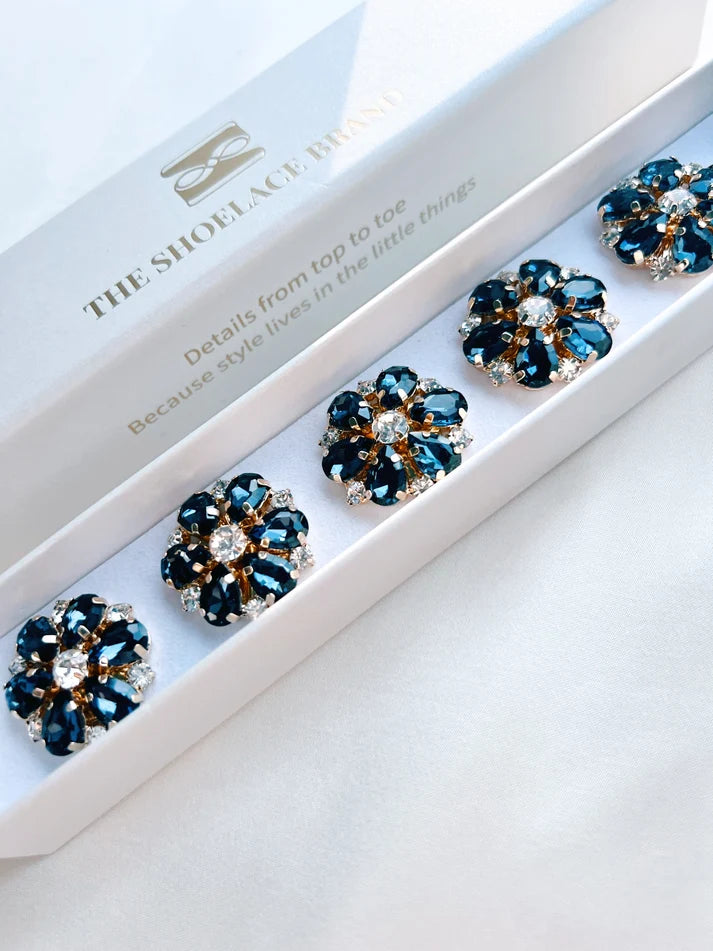 Isabelle – Navy & White Flower Button Charm Gold 2-pack