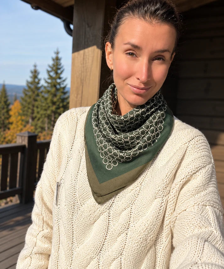 Magnetic Scarf Large – Green Geometric