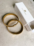 Shirt Sleeve Holder Gold