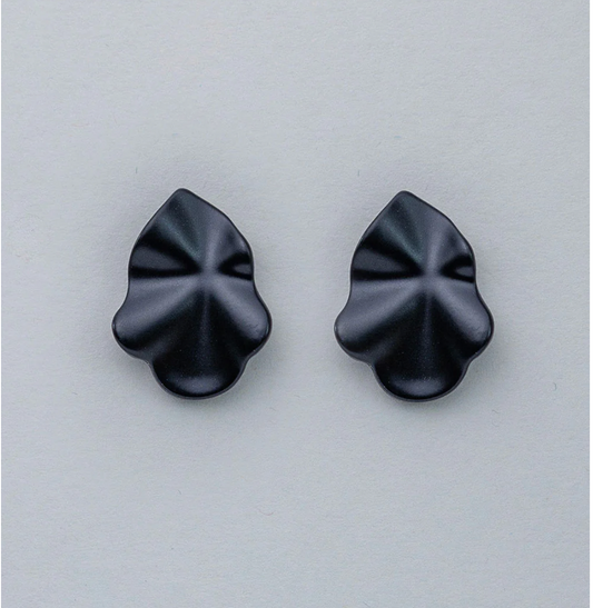 Lip Earrings Pearl Black S