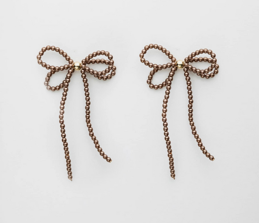 Pearl Bow Earrings. Nougat
