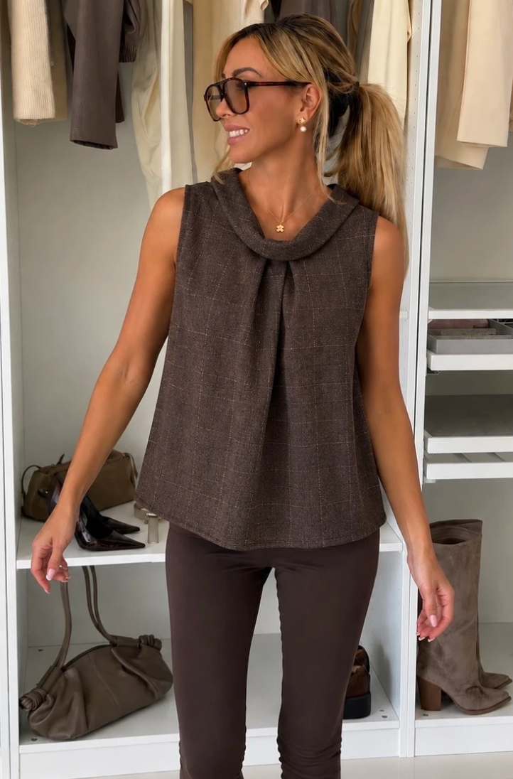 OLIVIA- Sleeveless Top with Stand-up Collar – Checked Wool Effect