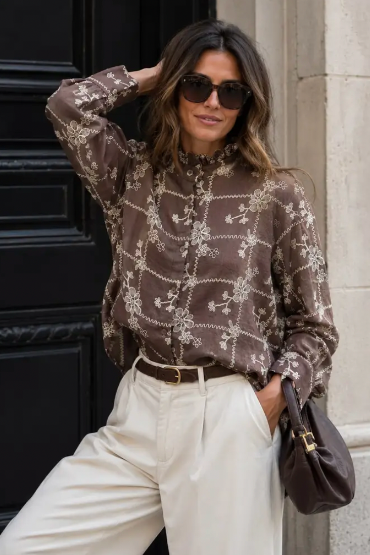 GRETA -Embroidered Floral Pattern Blouse