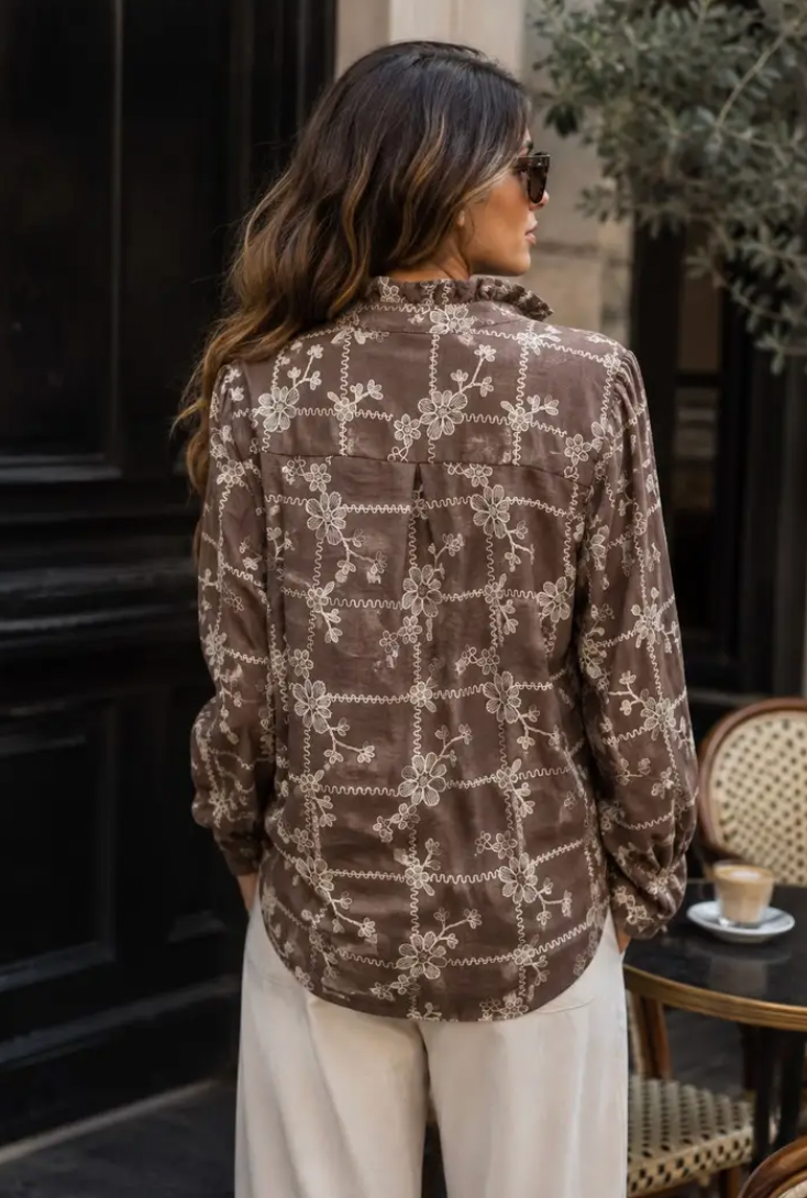 GRETA -Embroidered Floral Pattern Blouse