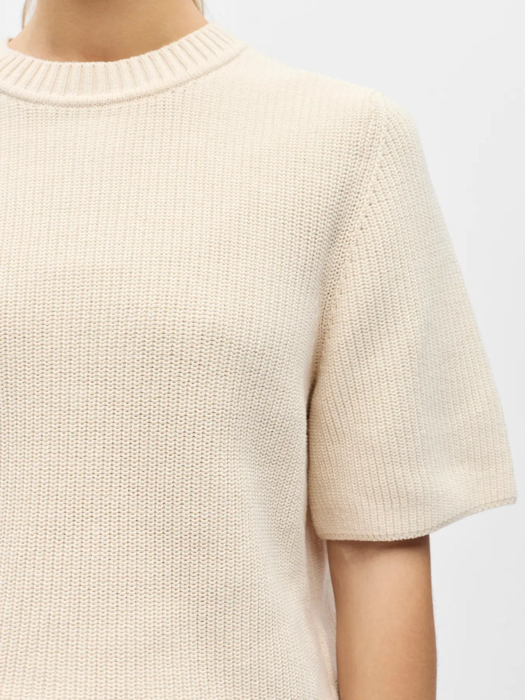 OBJFLO S/S KNIT PULLOVER WHITE SAND